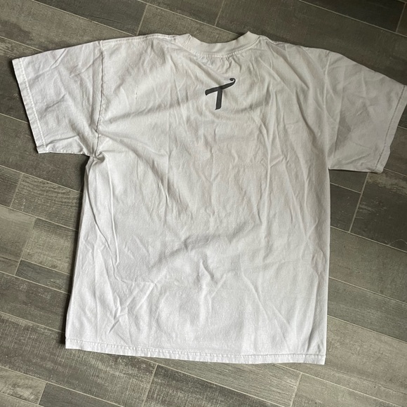 T.I.T.S. (Two In The Shirt) I Dream Of Genie Men’s Size Medium - Picture 3 of 3